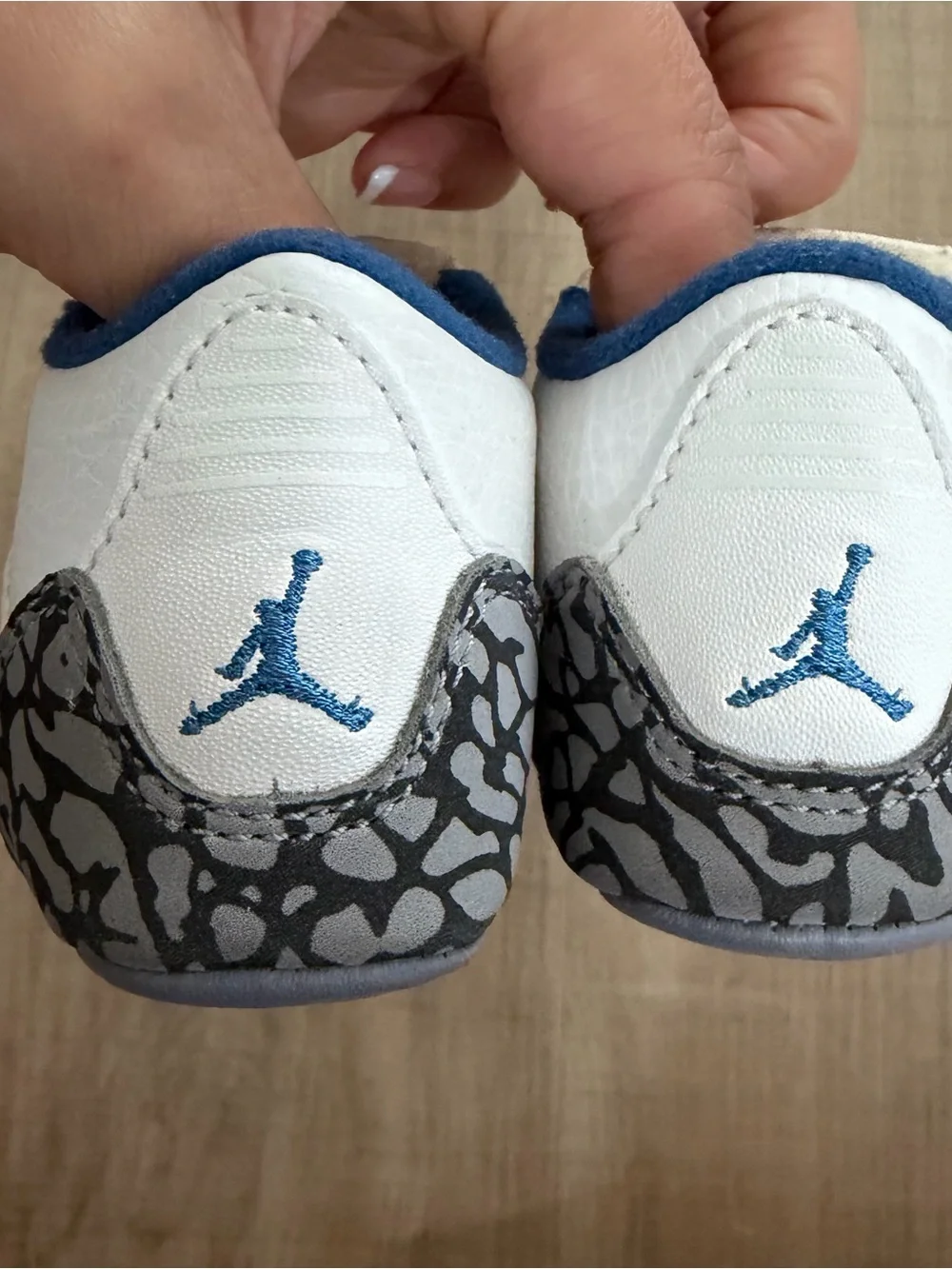 Baby Jordan 3 Retro True Blue Crib Sneakers - size 1c